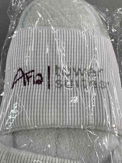Aria Tower Suites Slippers One Size White Hotel Spa Open Toe Apparel Clothing