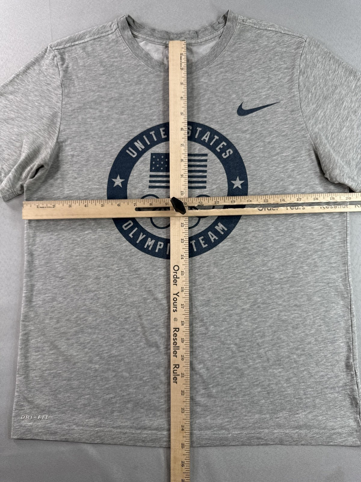 Nike United States Olympic Team Dri FIT Tee Mens M Gray Graphic Crewneck Short