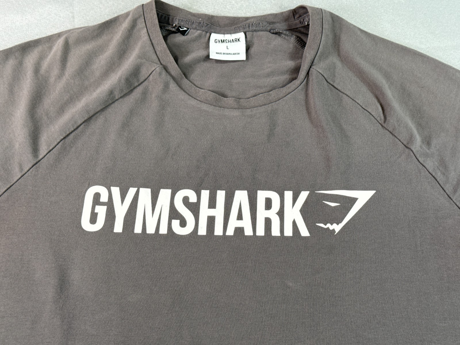 Gymshark Apollo Mens Large Charcoal Gray Muscle Fit Raglan Logo Workout T-Shirt