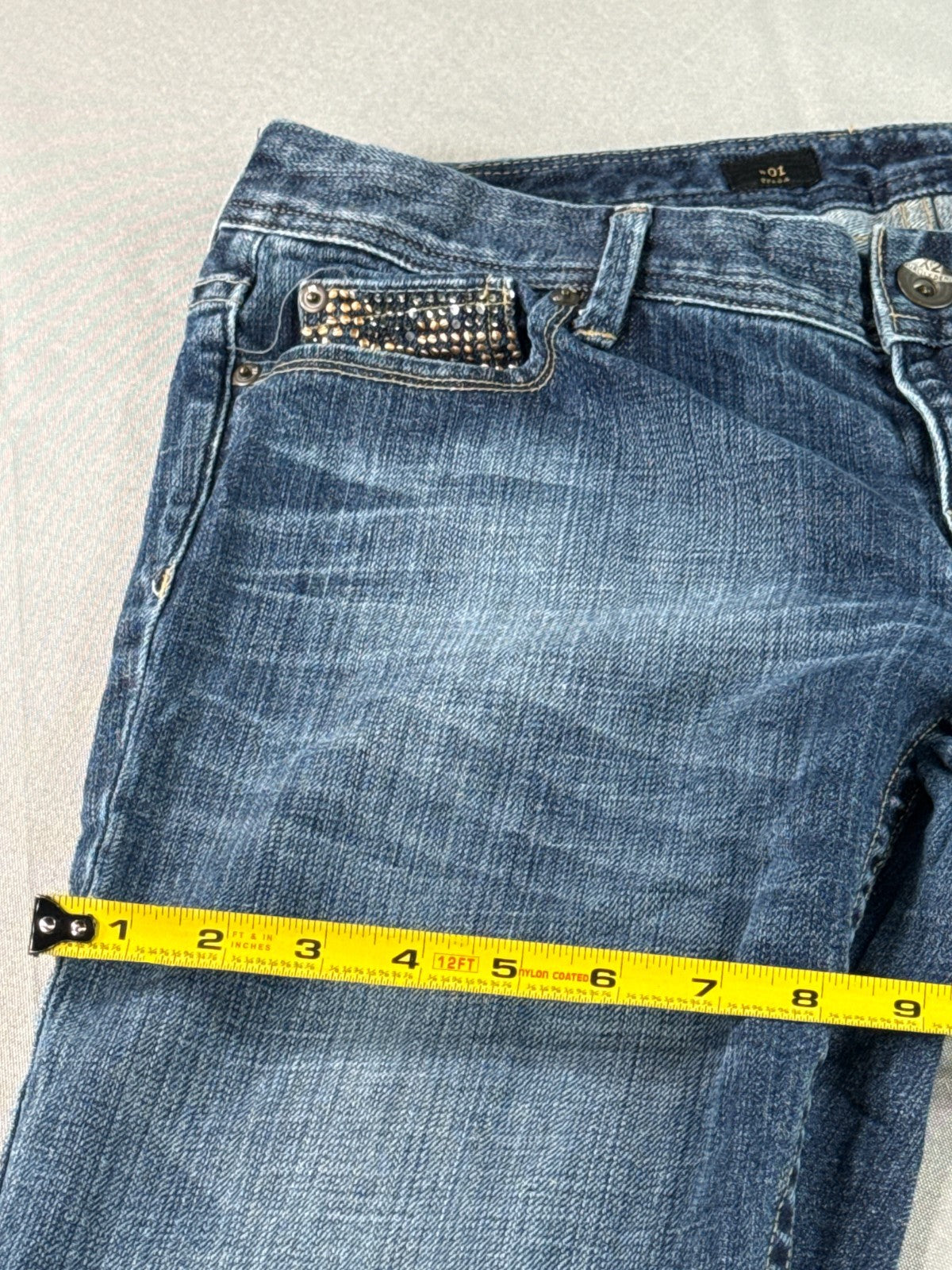 X2 Womens Capri Jeans Size 12 Blue Denim Stretch Bling Pocket Cropped Pants