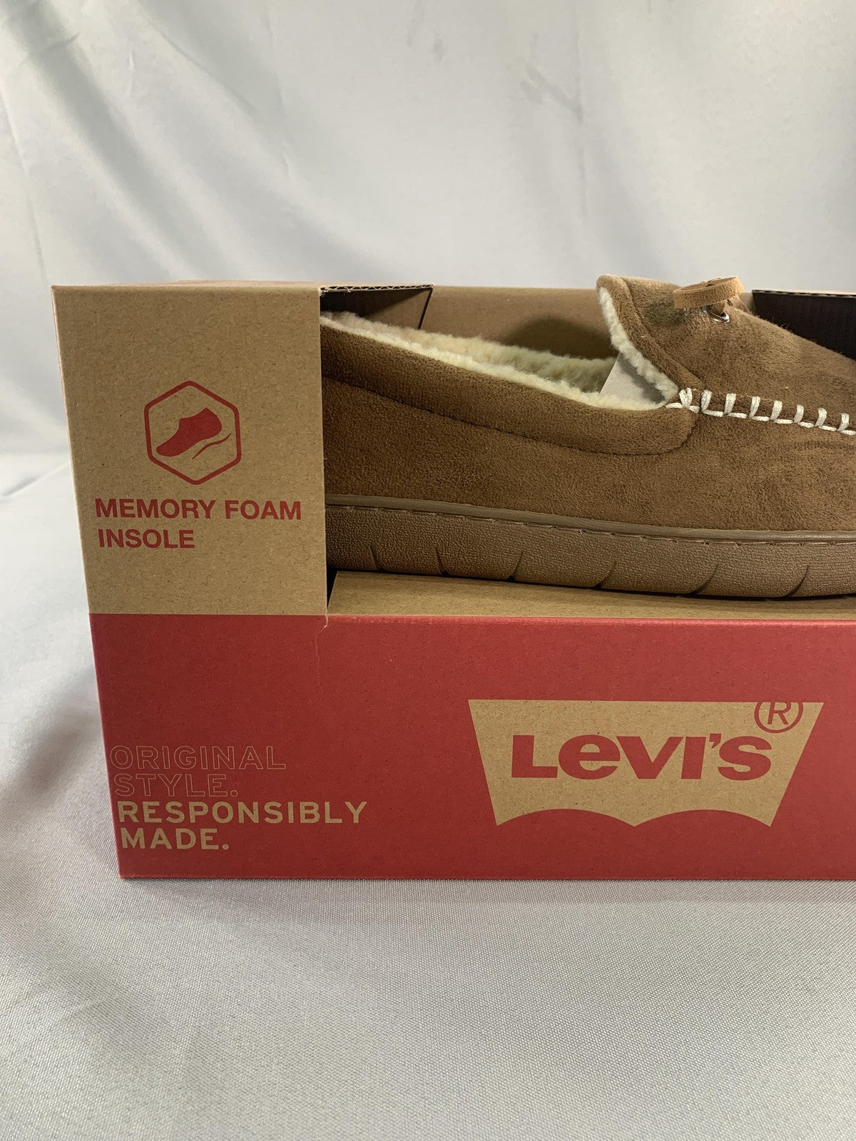 Levis Slippers Mens Size 10 Brown Moccasin Faux Fur Memory Foam House Shoes Red