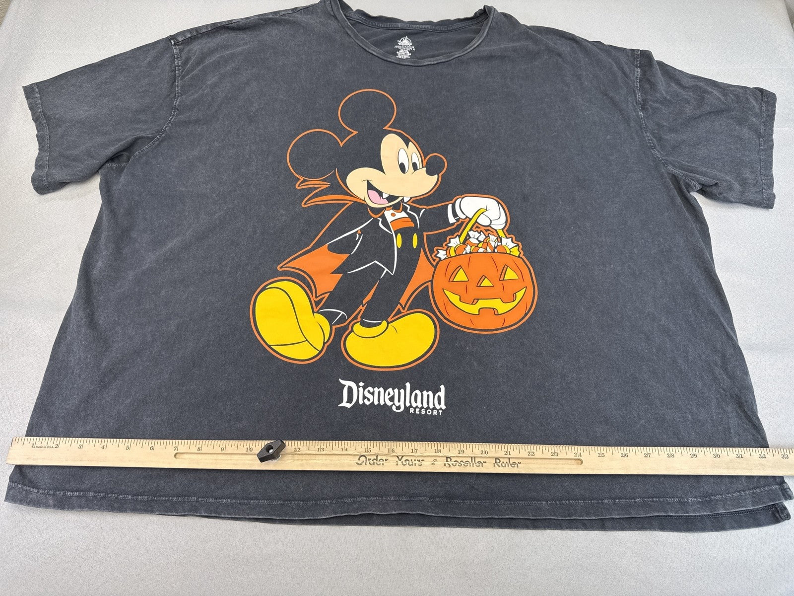 Disney Mickey Mouse Halloween Graphic Tee 3X Gray Short Sleeve Crewneck