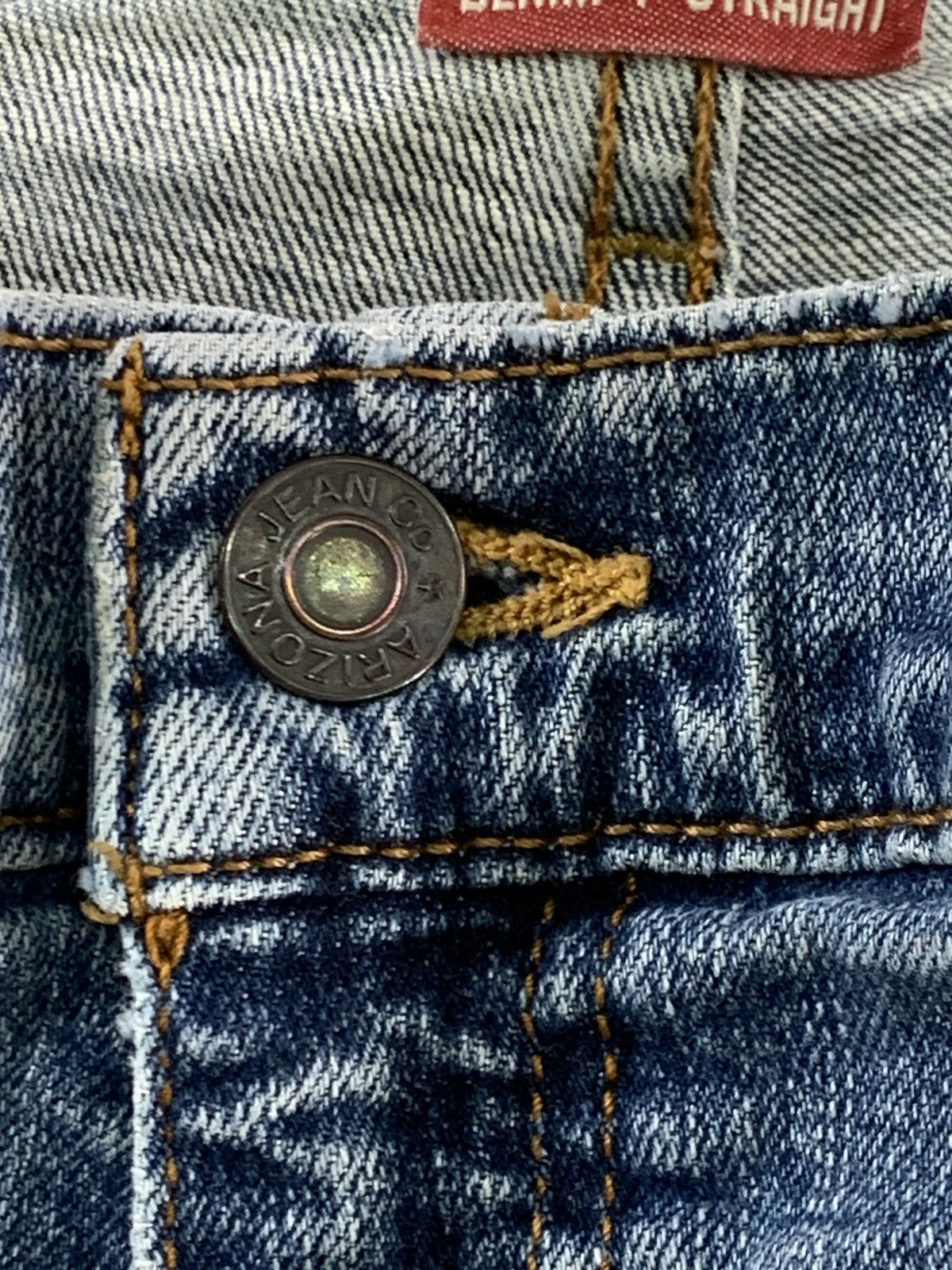 Arizona Jeans Mens 38x30 Slim Straight Flex Denim Comfort Classic Distressed