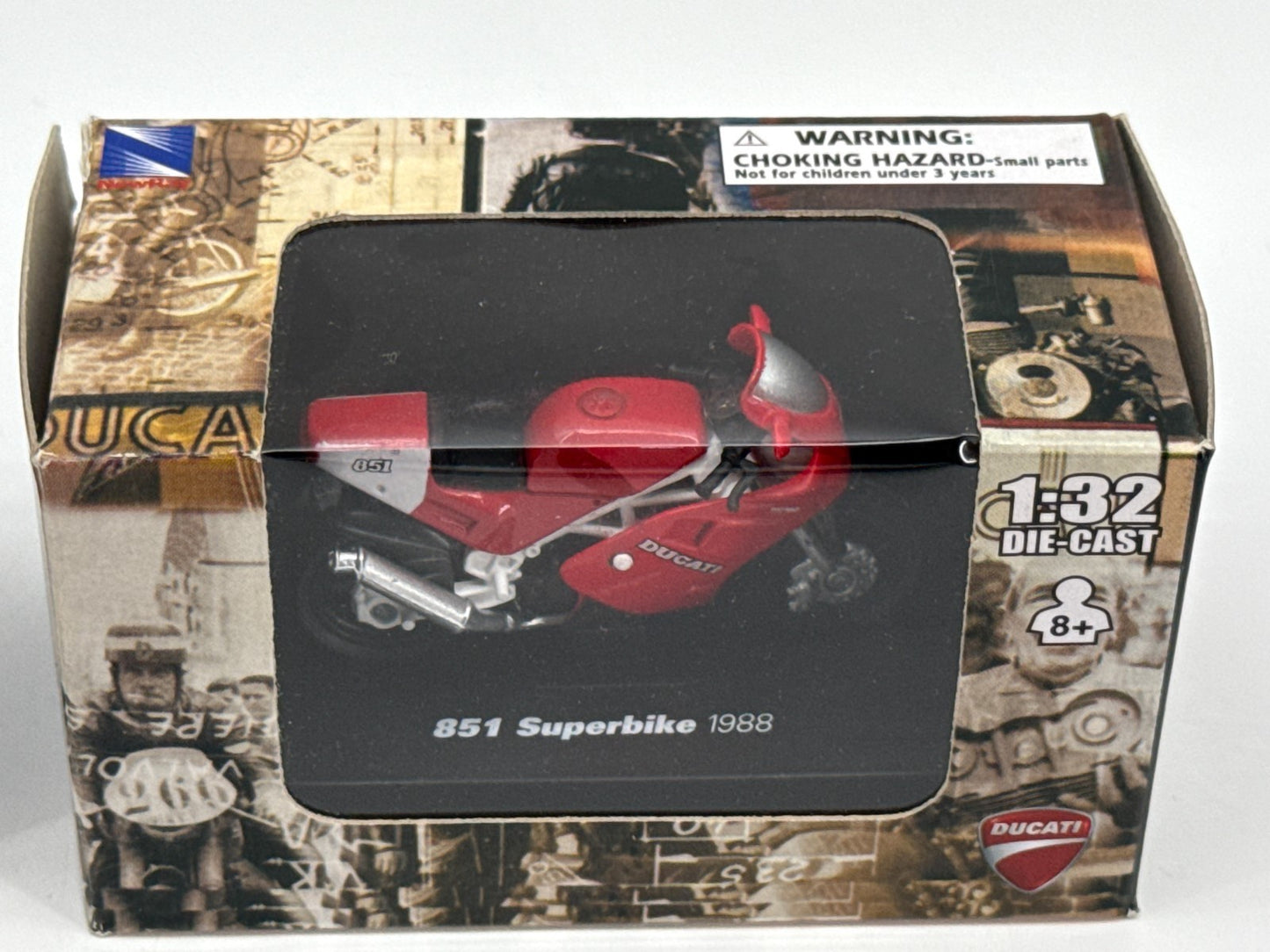 NewRay Ducati Scrambler 450 1970 Die Cast Motorcycle 1:32 132 Apparel Clothing