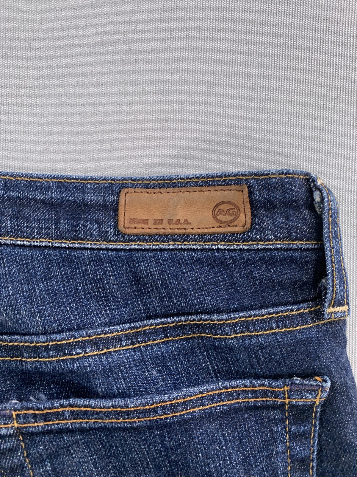 AG Adriano Goldschmied Stevie Slim Straight Jeans Womens 26R Blue Denim USA on