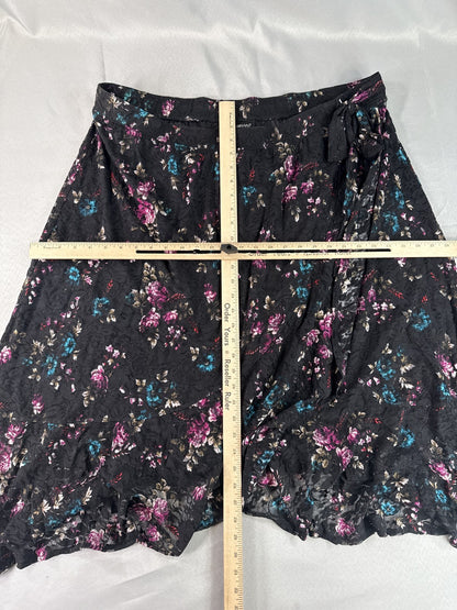 Lane Bryant Line Skirt 22 Plus 22/24 Black Floral Lace Elastic Waistband Nylon