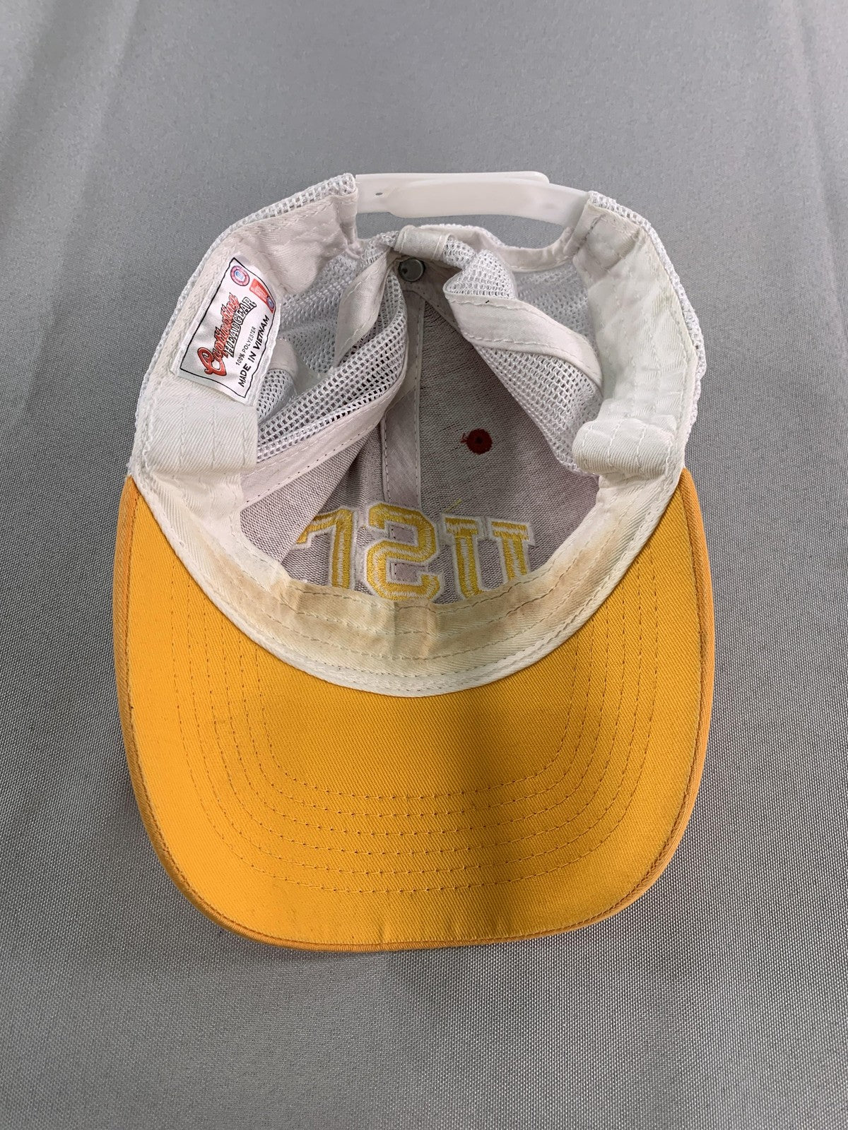 USC Trojans Hat Cap Snap Back Red Gold Mens NCAA College Football Trucker Mesh