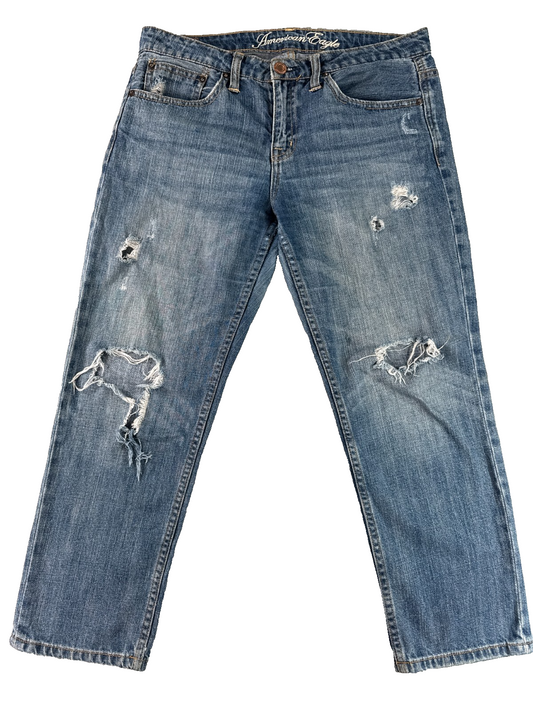 American Eagle Jeans Womens 8 Distressed Destroyed Cropped Medium Wash Boyfriend