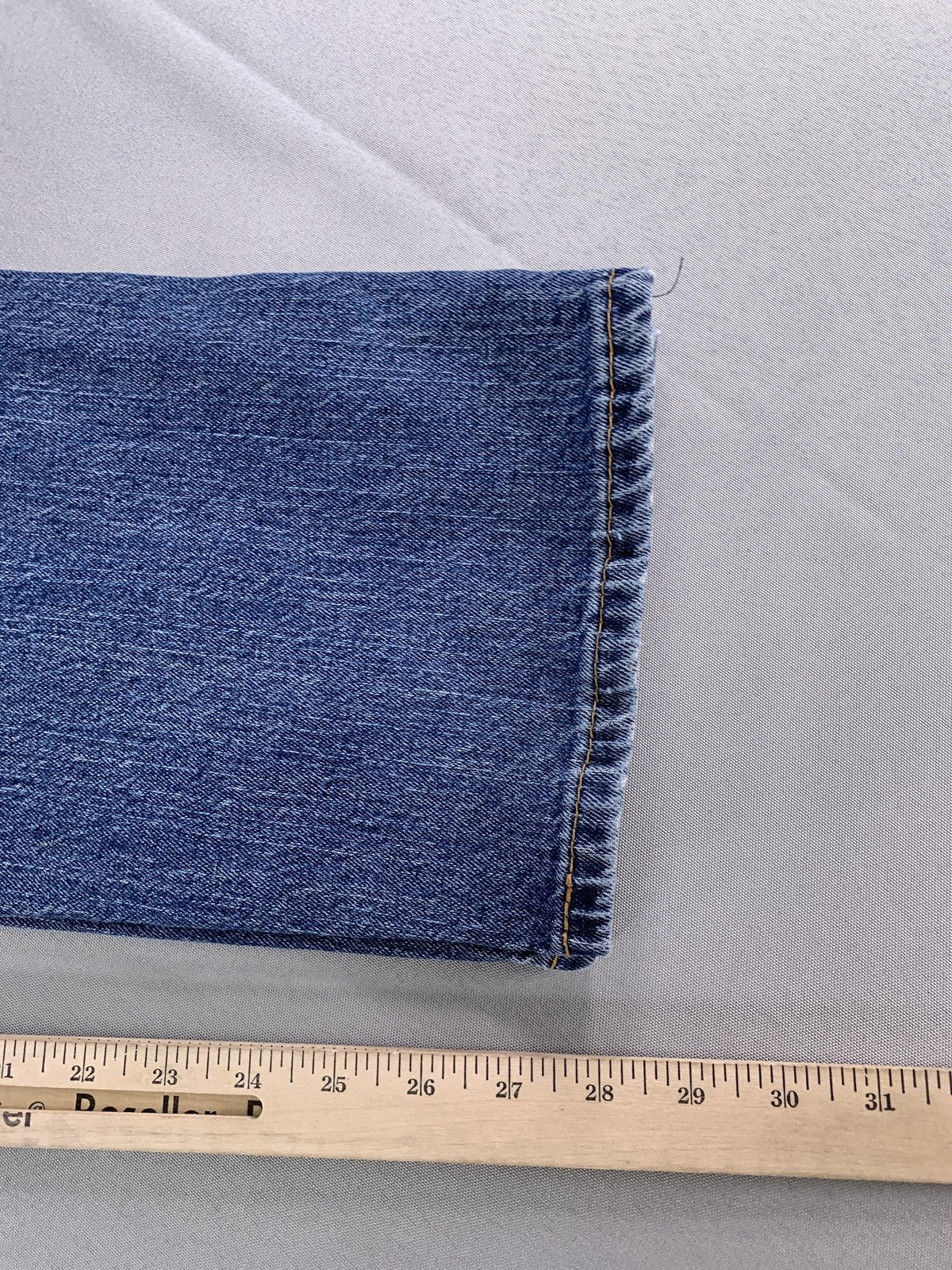Levis 505 Jeans Mens 36x32 Blue Denim Zip Fly Straight Leg Made USA Red Tab W36