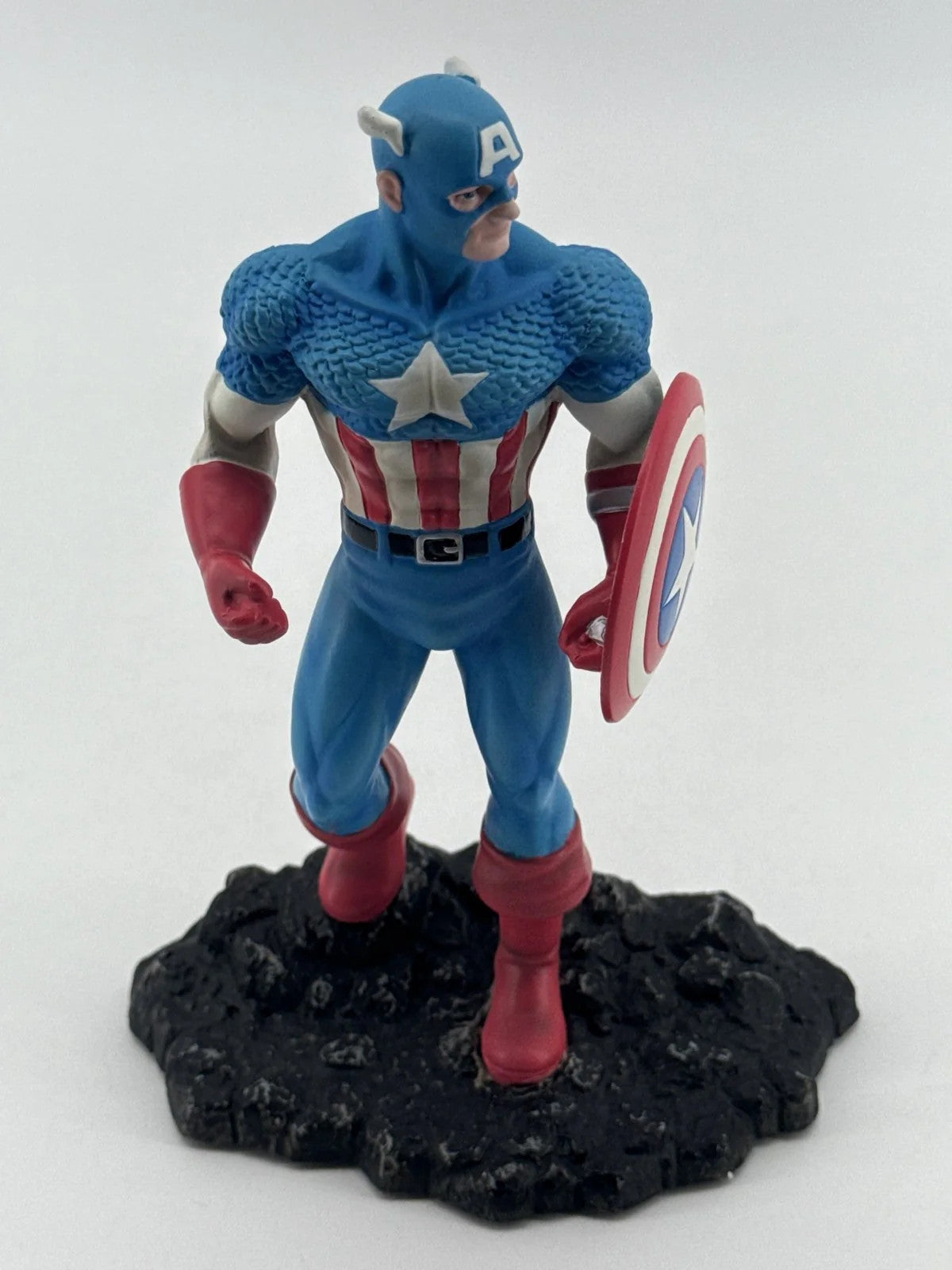 Corgi Marvel Heroes Captain America 1:12 Scale Hand Painted Metal Statue 112 NWT