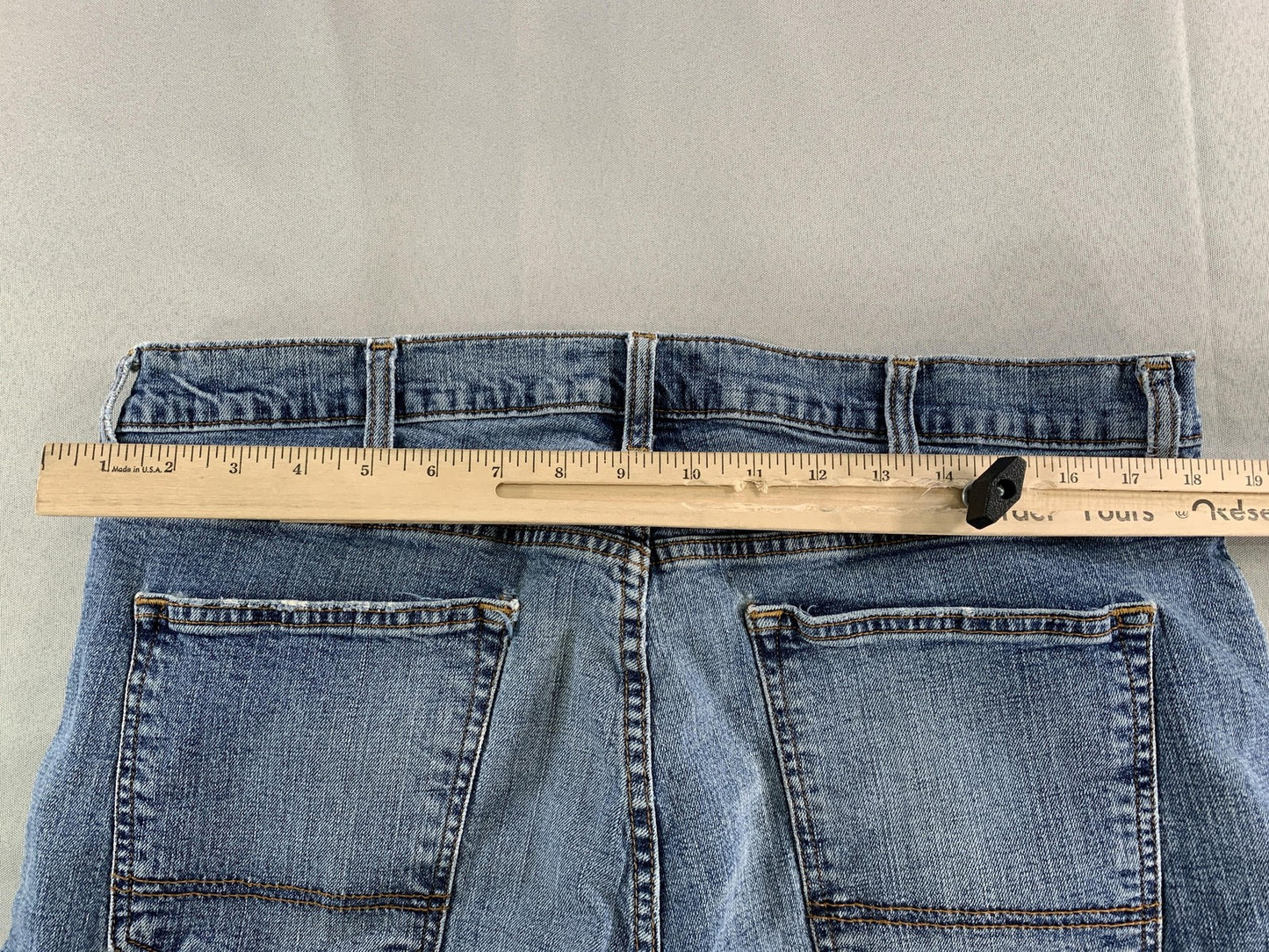 Arizona Jeans Mens 38x30 Slim Straight Flex Denim Comfort Classic Distressed
