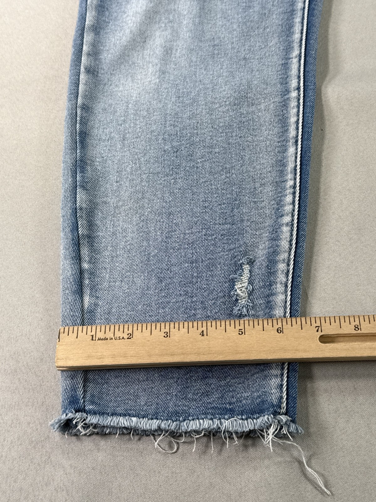 DISCLOSURE Light Wash Skinny Jeans 18W Cotton Blend Distressed Frayed