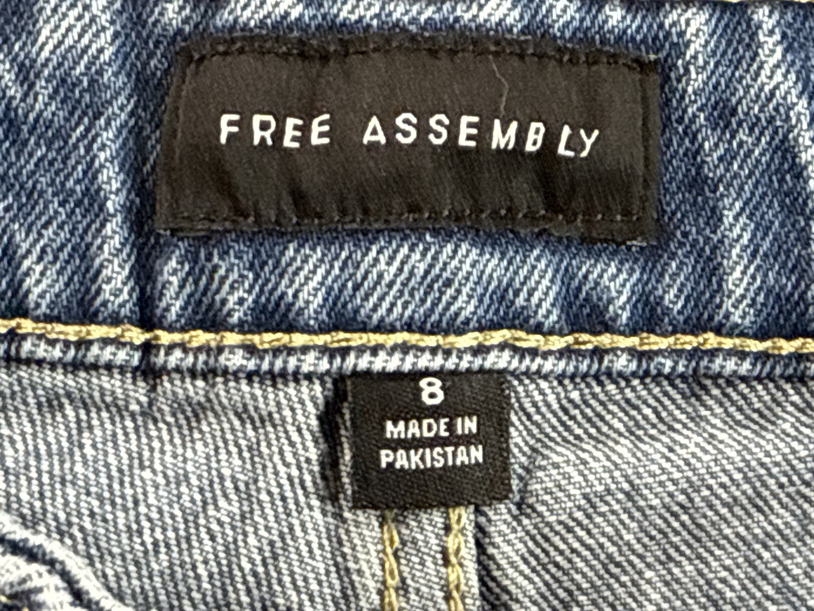 Free Assembly Distressed High Rise Straight Jeans Womens 8 Blue Denim Wash Super