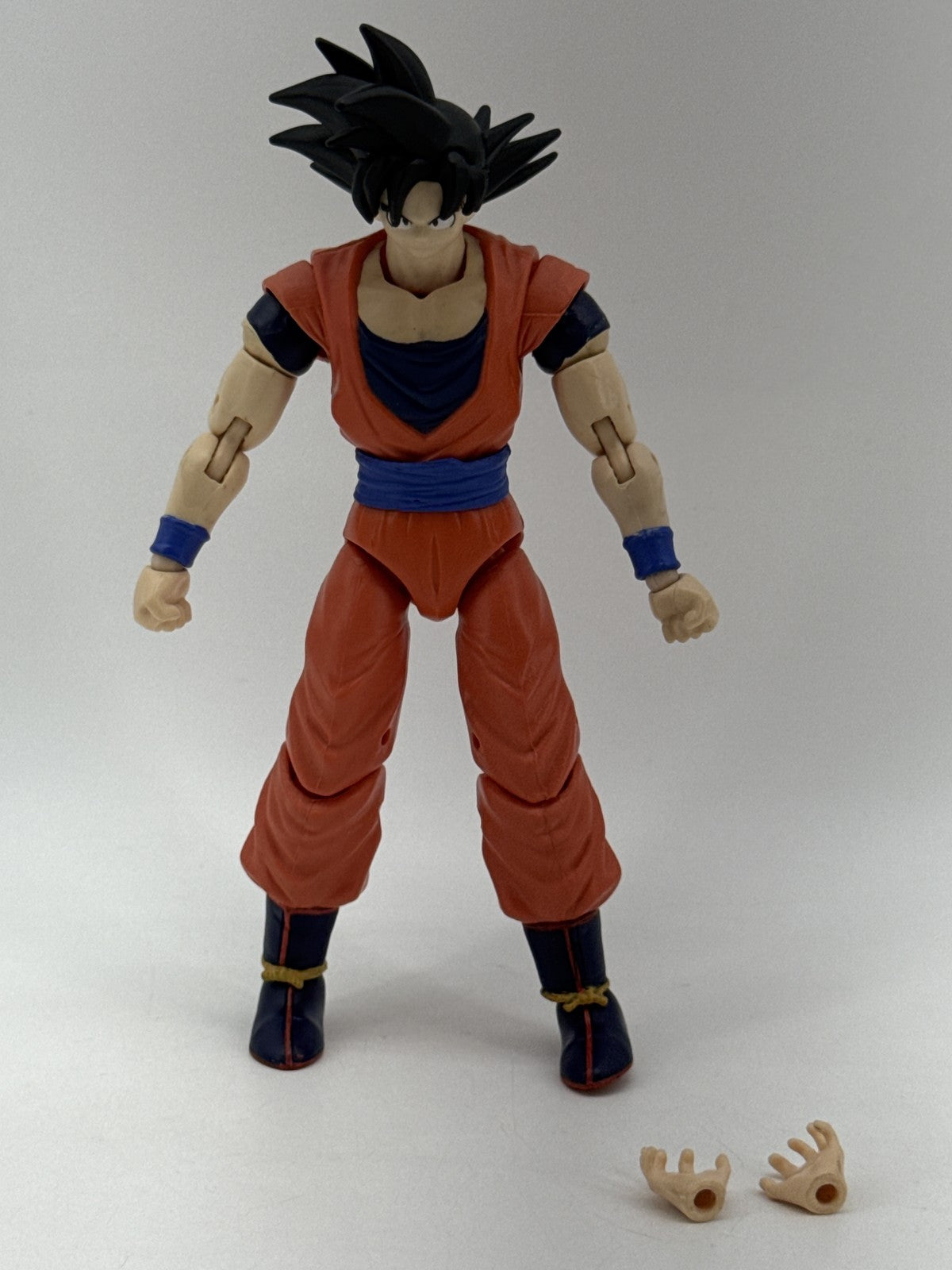 B.S./S./JTA Goku Anime Action Figure 6 Inch Orange Blue Plastic Articulated Ball