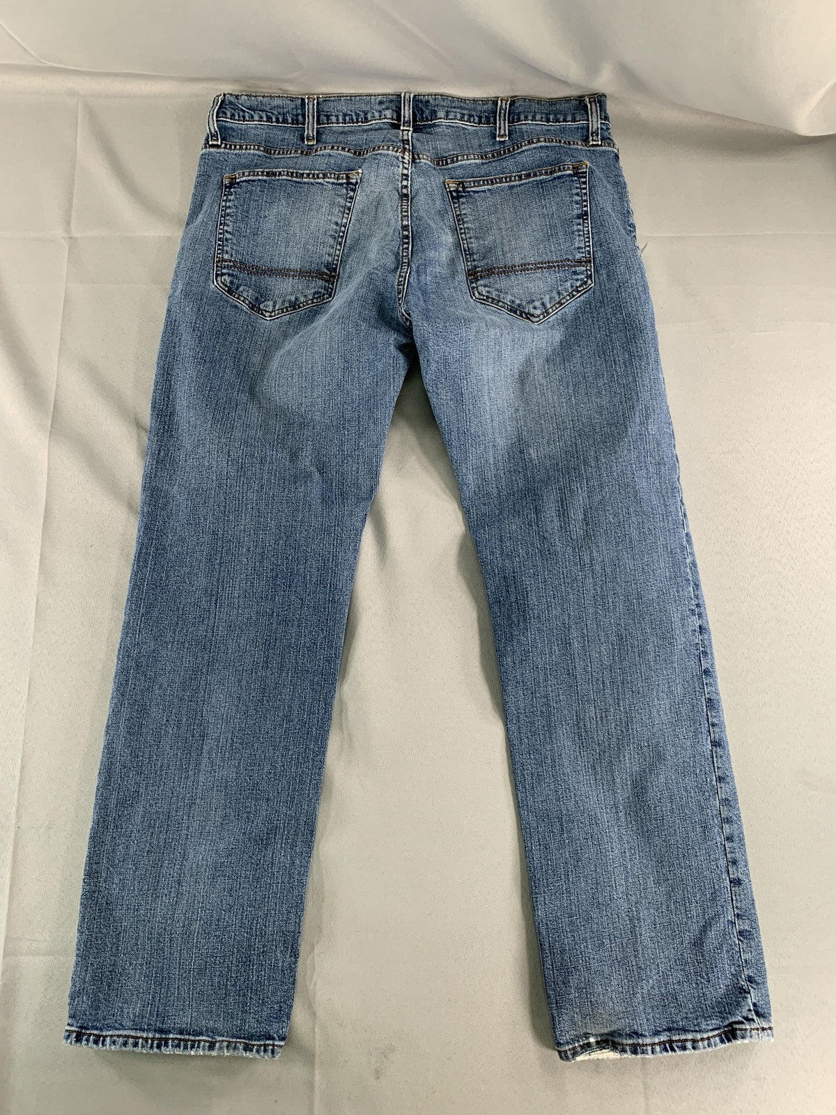 Arizona Jeans Mens 38x30 Slim Straight Flex Denim Comfort Classic Distressed