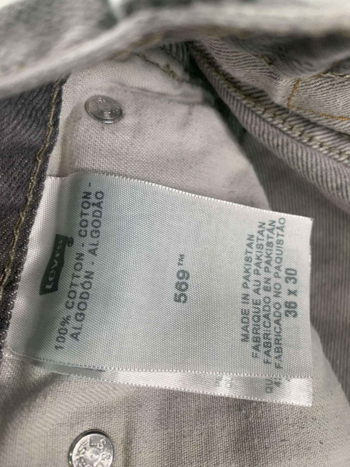 Levis 569 Shorts Mens 36 Gray Cut Off Denim Relaxed Fit Frayed Hem Casual Hasbro