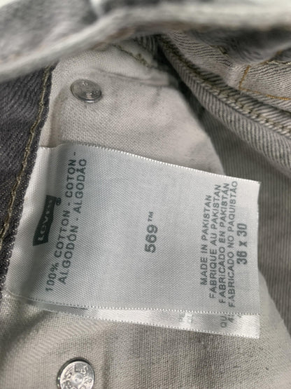 Levis 569 Shorts Mens 36 Gray Cut Off Denim Relaxed Fit Frayed Hem Casual Hasbro
