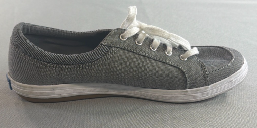 Keds Center III Women 6.5 Gray Chambray Lace Up Canvas Sneaker WF62371 Low Top