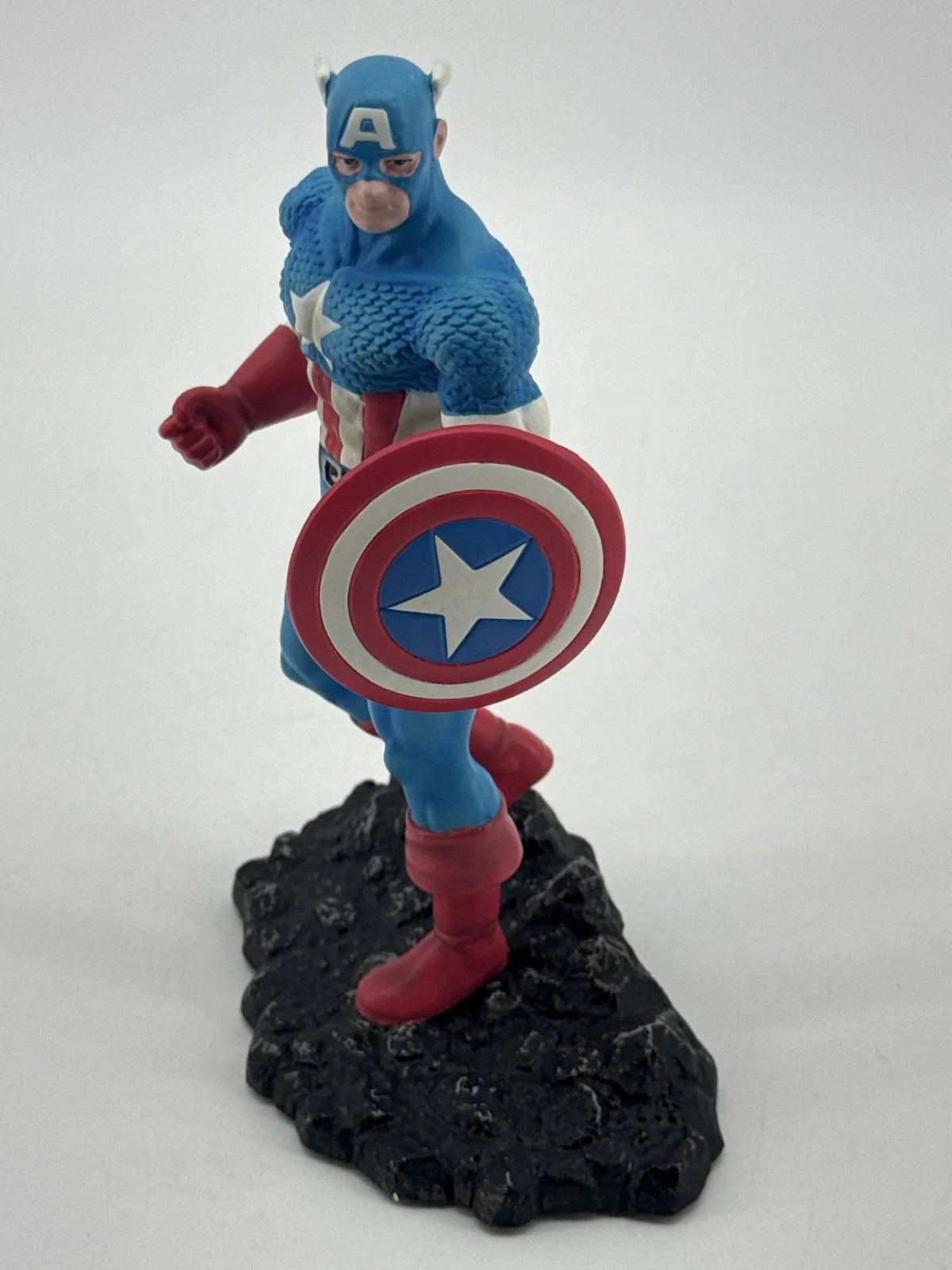 Corgi Marvel Heroes Captain America 1:12 Scale Hand Painted Metal Statue 112 NWT