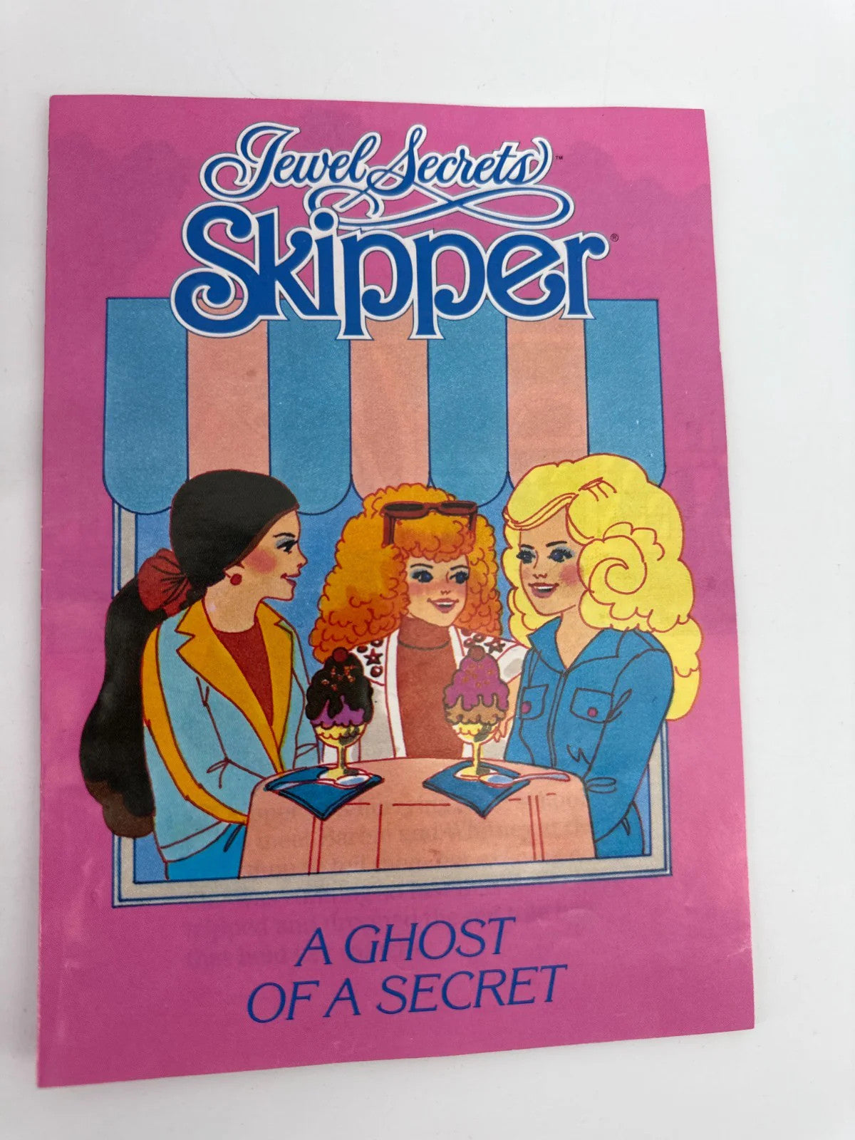 Vintage 1986 Mattel Jewel Secrets Skipper Doll w/ Book Camera Purse Red Outfit