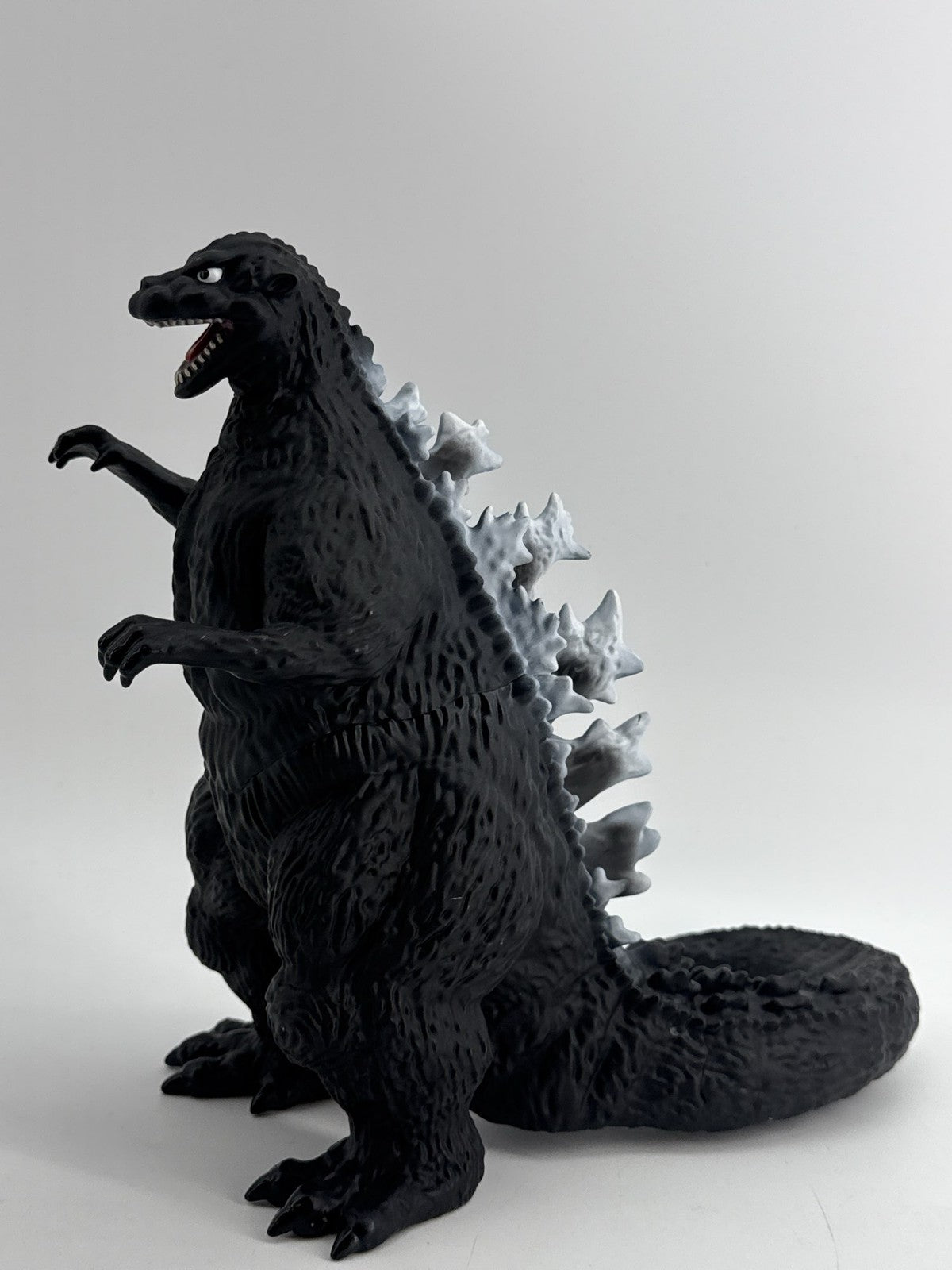 Godzilla Deluxe Figural Coin Bank Monogram #75001 2015 Black TOHO Vinyl Apparel