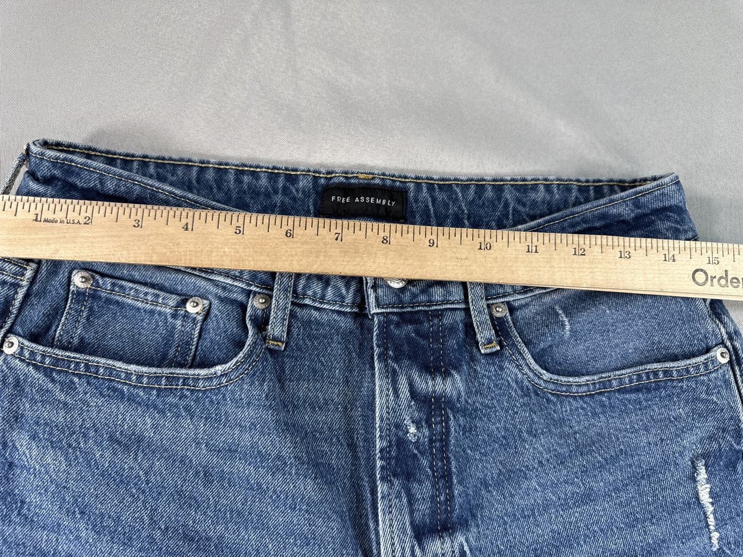 Free Assembly Distressed High Rise Straight Jeans Womens 8 Blue Denim Wash Super