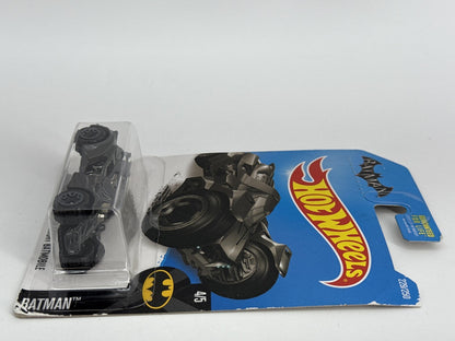 Hot Wheels Batman Arkham Knight Batmobile 2015 Gray 1:64 Diecast Sealed Red 164