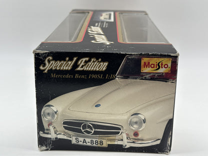 Maisto Special Edition Mercedes Benz 190SL Die cast Model 1:18 Scale Classic Red
