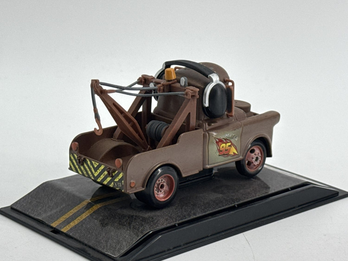 Disney Cars Tow Mater 1:43 Diecast Truck w Display Base Disney Store Exclusive