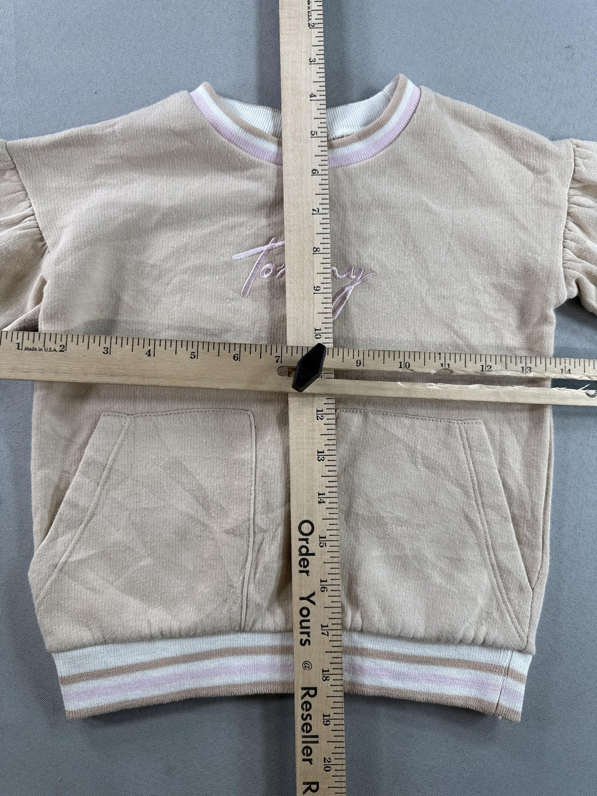 Tommy Hilfiger Heart Graphic Sweatshirt 2T Khaki Cotton Crewneck Long Sleeve Men