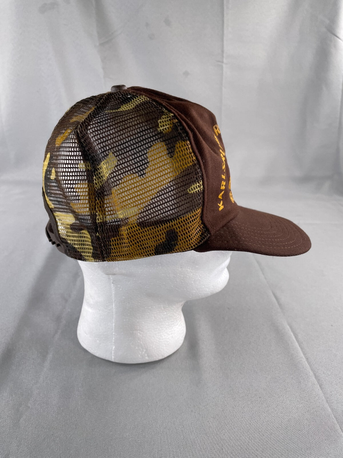 Karlsruhe Rod & Gun Club Germany Camo Mesh Trucker Hat Snapback USA Deer Logo