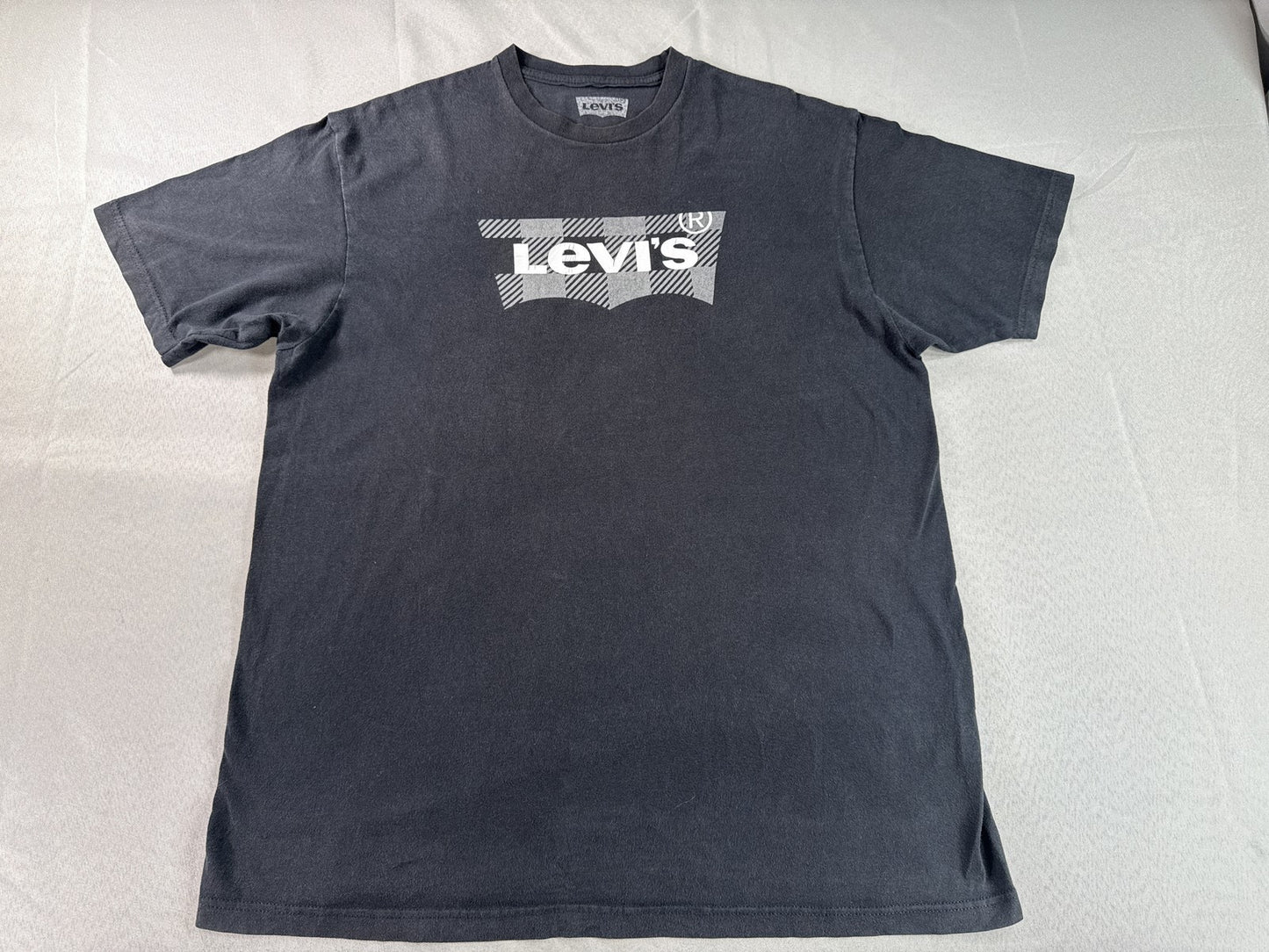 Levi's Graphic Tee L Black Cotton Crewneck Short Sleeve Regular Fit Logo Unisex