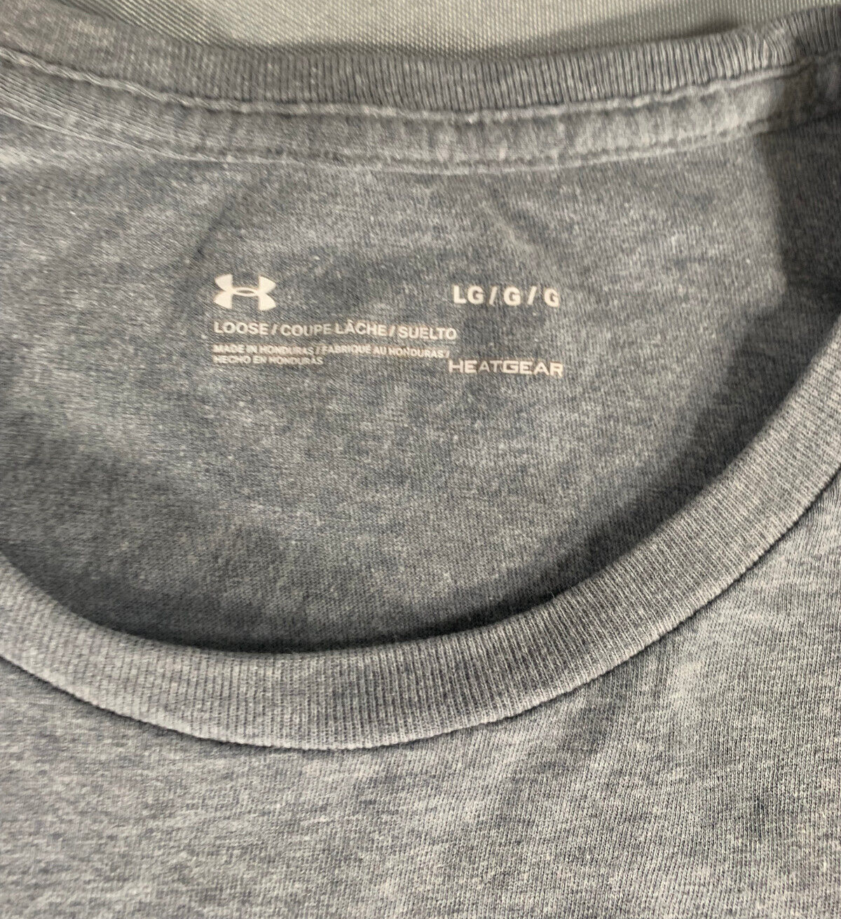 Under Armour HeatGear T-Shirt Mens L Gray Black Logo Loose Fit Short Sleeve Gym