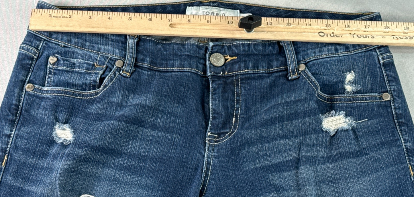 Torrid Boyfriend Distressed Jeans Womens 12 Crop Raw Hem Stretch Denim Blue