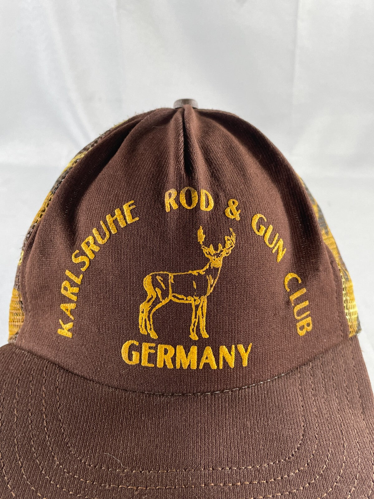 Karlsruhe Rod & Gun Club Germany Camo Mesh Trucker Hat Snapback USA Deer Logo