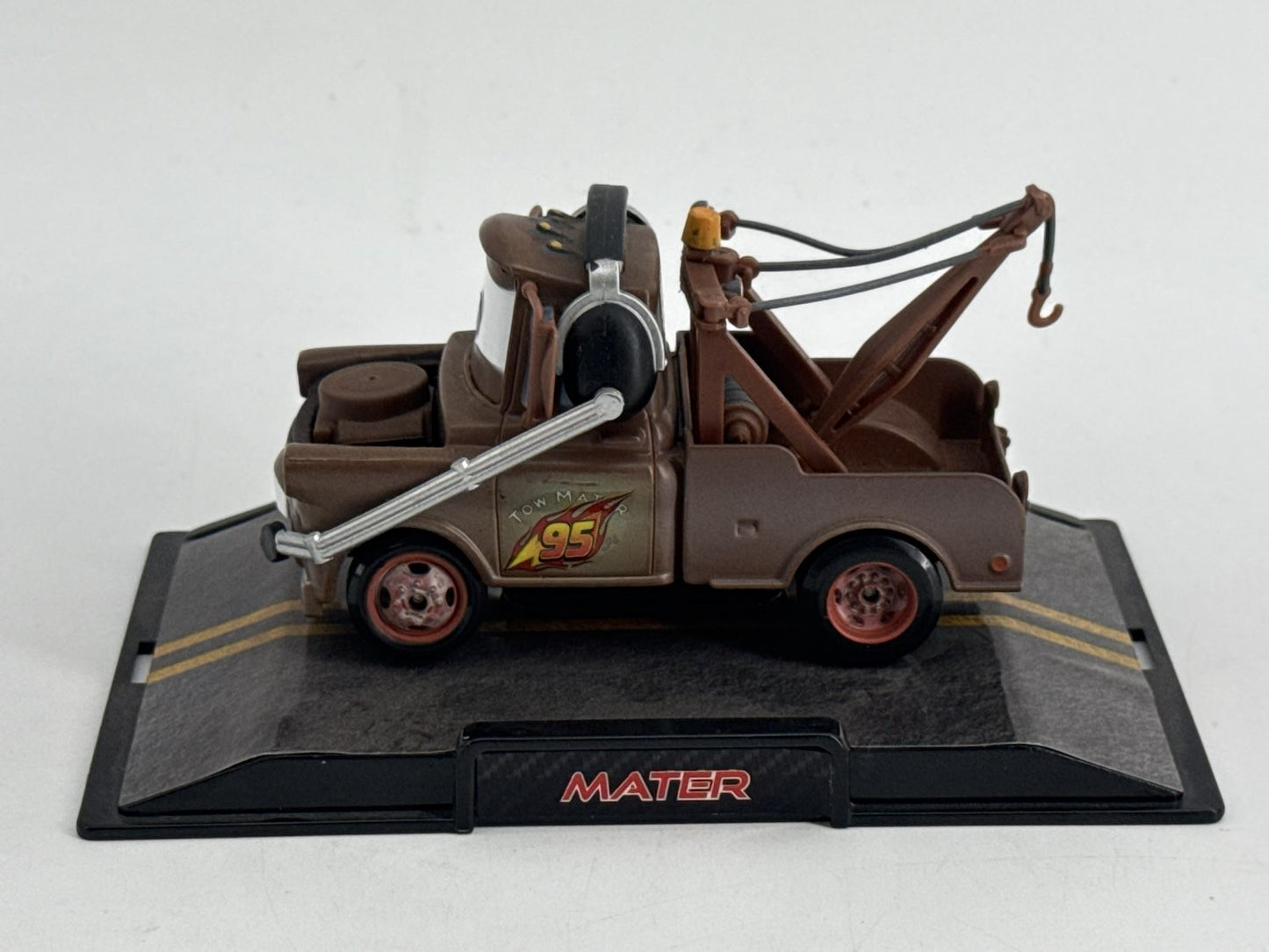 Disney Cars Tow Mater 1:43 Diecast Truck w Display Base Disney Store Exclusive