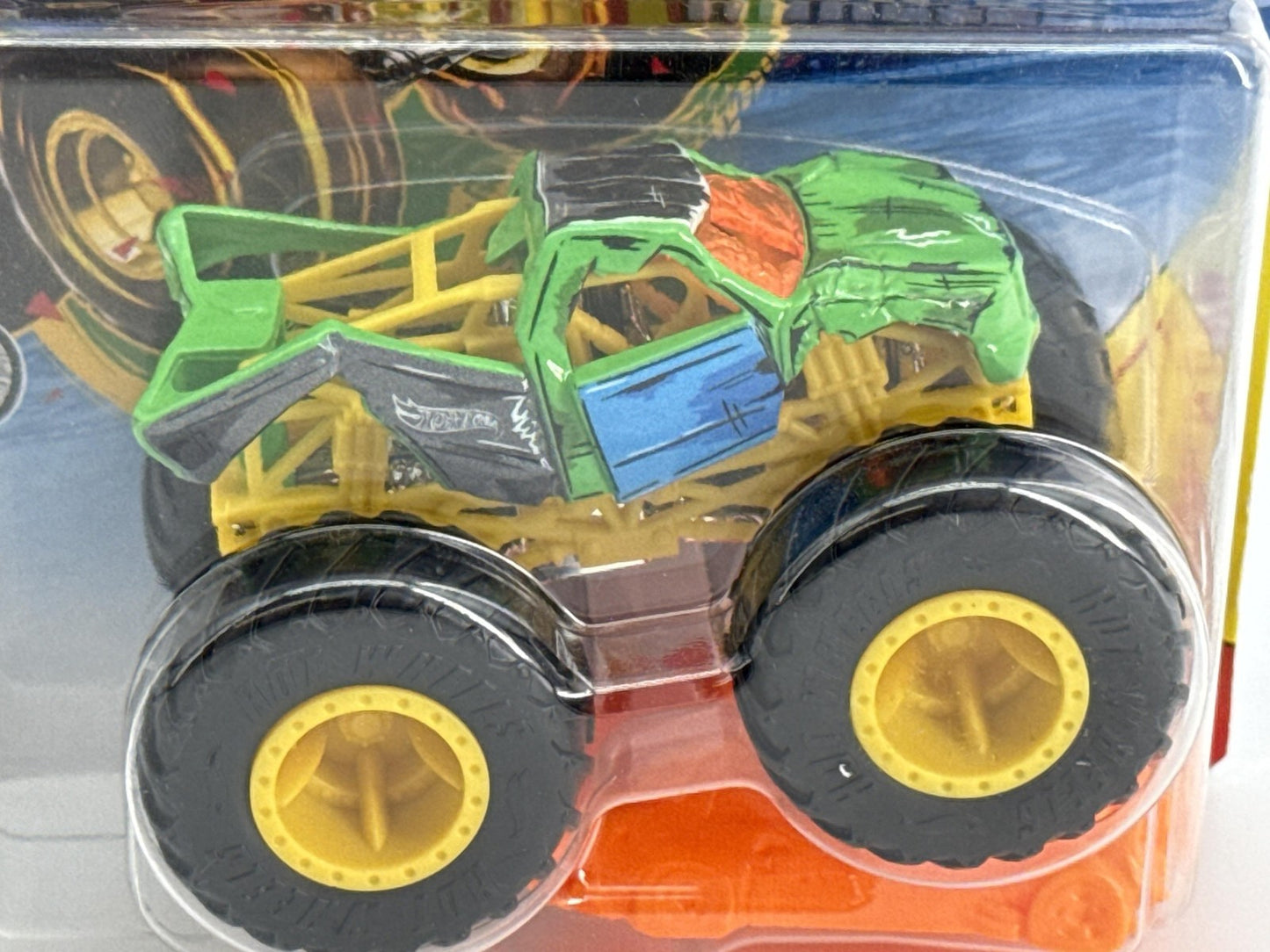 Hot Wheels Monster Trucks Totaled Totally Tooned 1:64 Diecast w Crushed Car 164