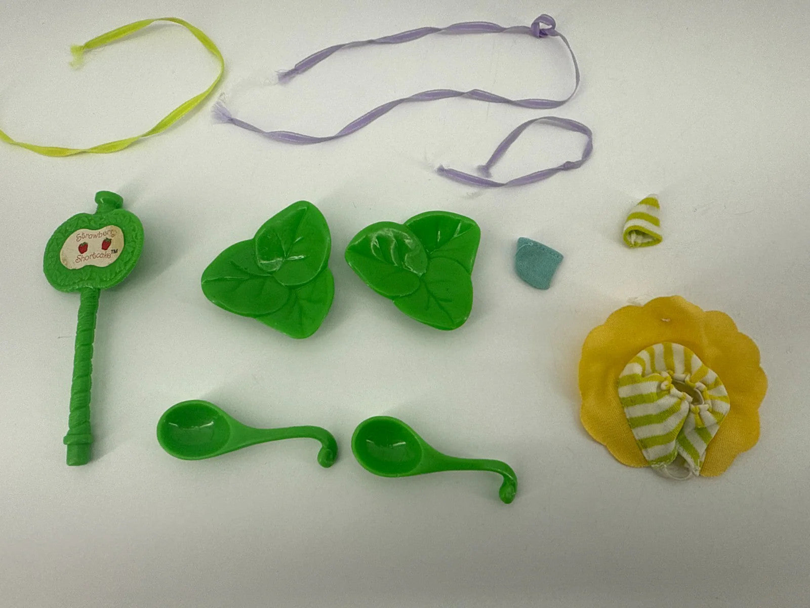 Vintage Strawberry Shortcake Snail Accessory Lot 1980s Leaf Spoon Dress Parts