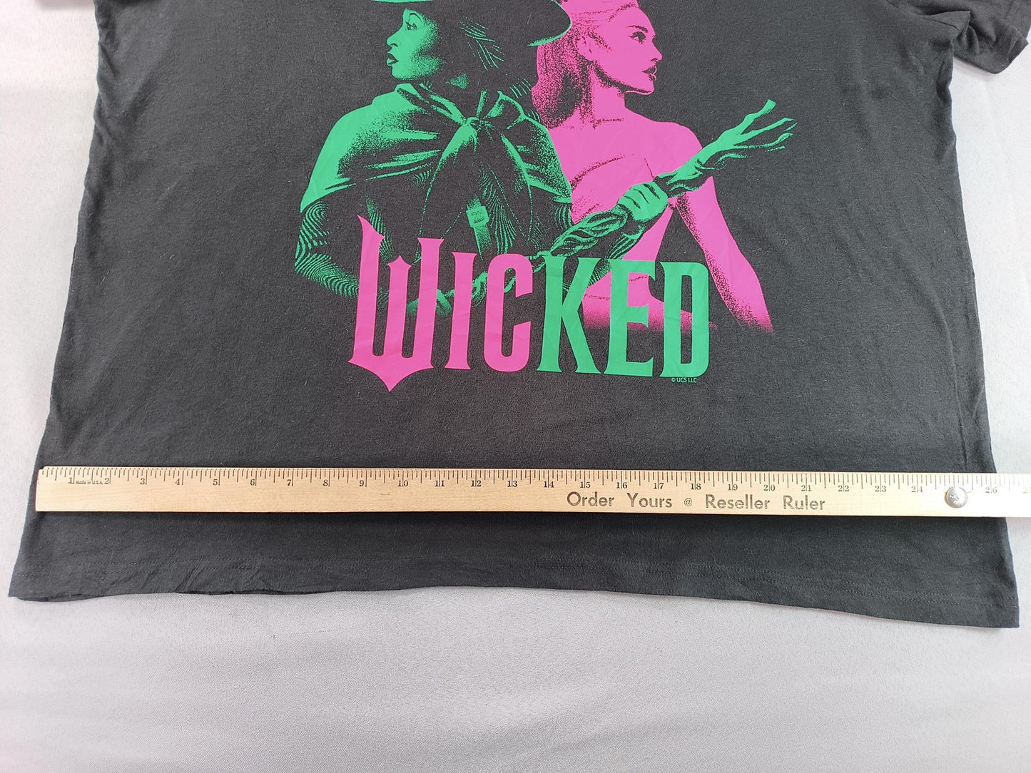 Old Navy Wicked Wizard Oz Graphic Tee Mens XXL Black 100% Cotton Crewneck Short