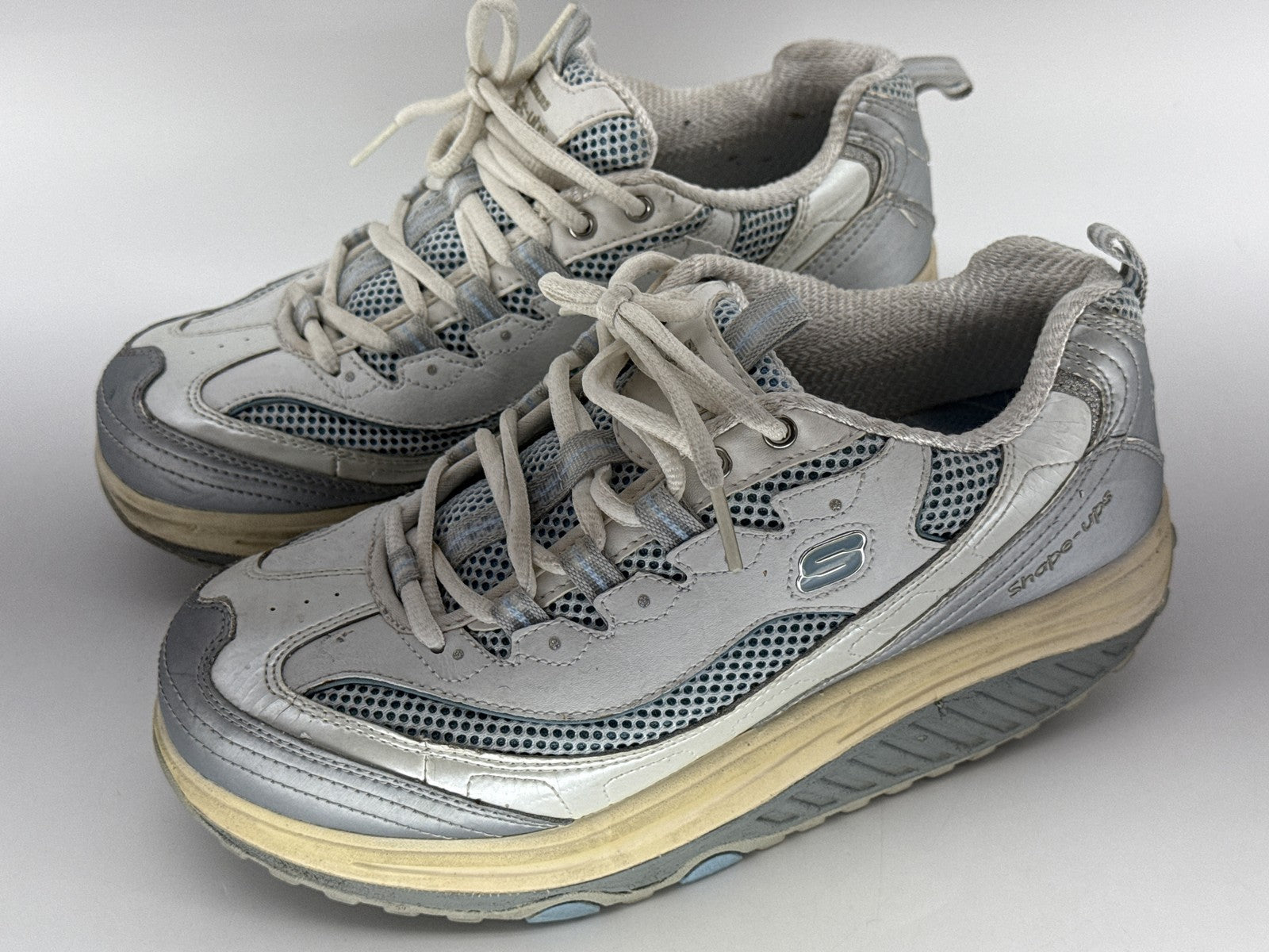 Skechers Shape Ups Toning Walking Shoes Mens 8.5 White/Gray Lace Up Leather