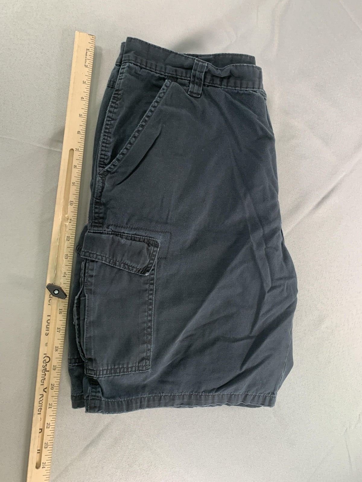 Wrangler Cargo Shorts Mens Large Utility Outdoor Authentic Issue Pockets Jeans