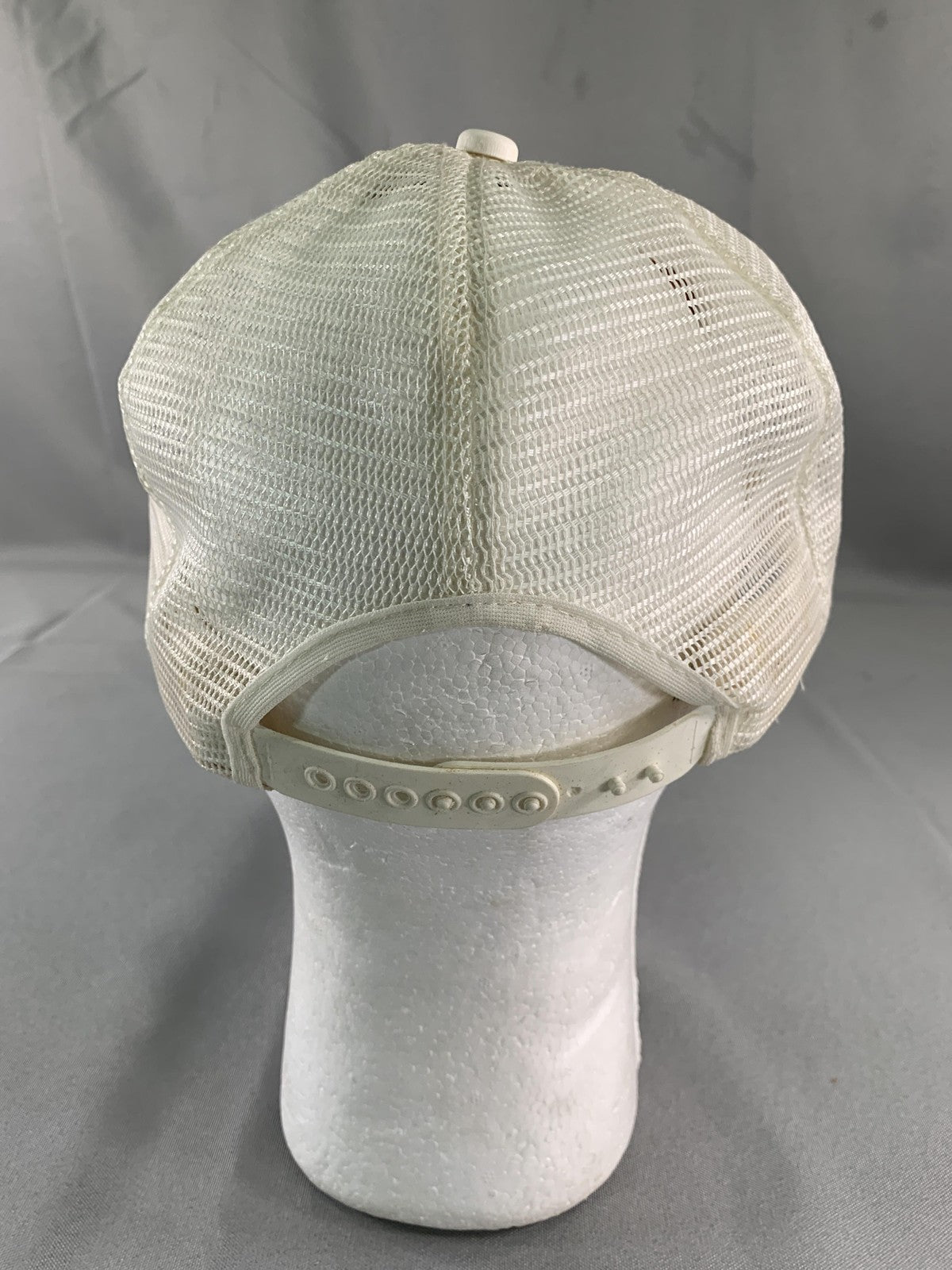 VINTAGE Pac-Man Hat Cap Snap Back White Trucker Mesh Embroidered Arcade Mens 90s