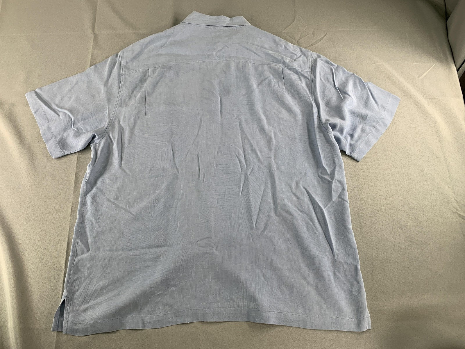 Tommy Bahama Shirt Mens XL Blue Silk Original Fit Button Up Camp Casual Summer