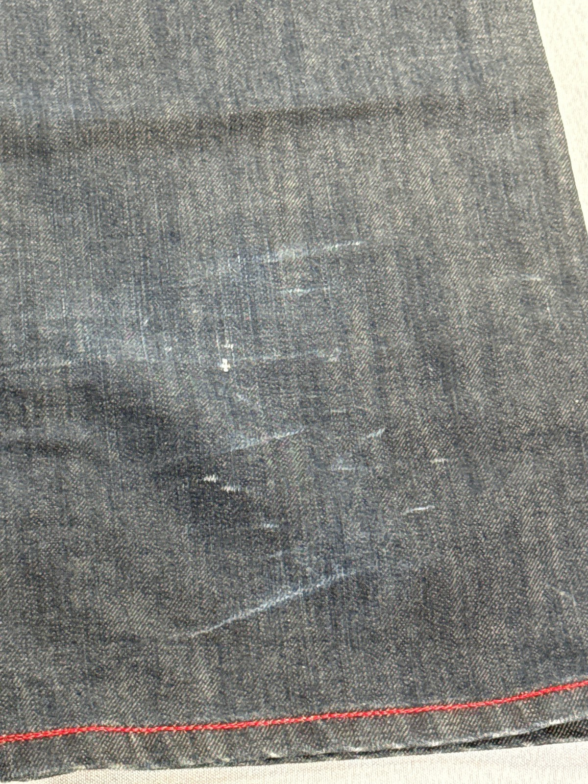 EVISU Classic Straight Leg Jeans 36 Blue 100% Cotton Faded Look Red Denim