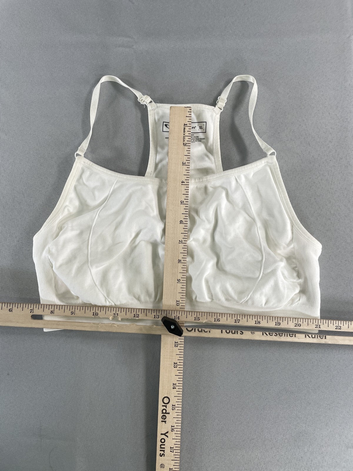 Tek Gear Sports Bra Womens XL Seamless Adjustable Straps Nylon Spandex Soft 94