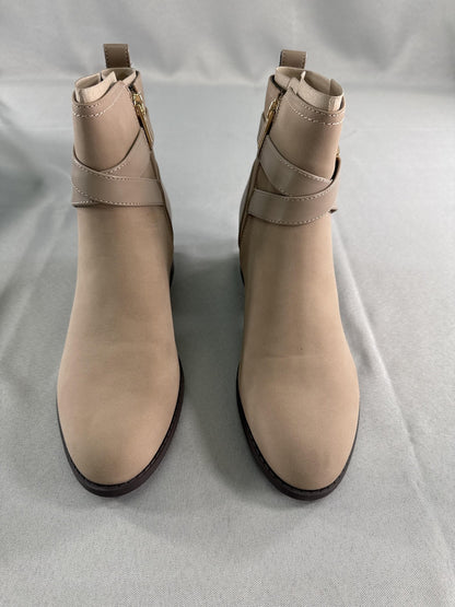 Tommy Hilfiger Boots Womens Size 9 Medium Gray Dazni Ankle Booties Zip TH Logo