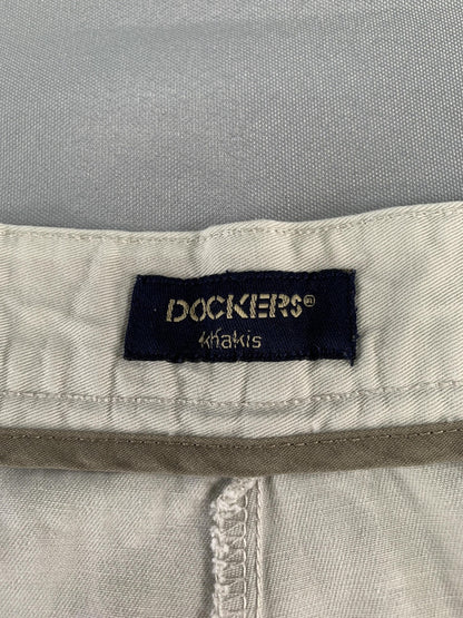 Dockers Khakis Shorts Mens Medium Beige Pleated Front Casual Flat Front Classic