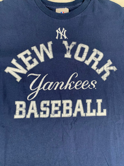 MLB NY Yankees Gary Sanchez #24 T-Shirt Men’s Navy Blue Distressed Logo Tee