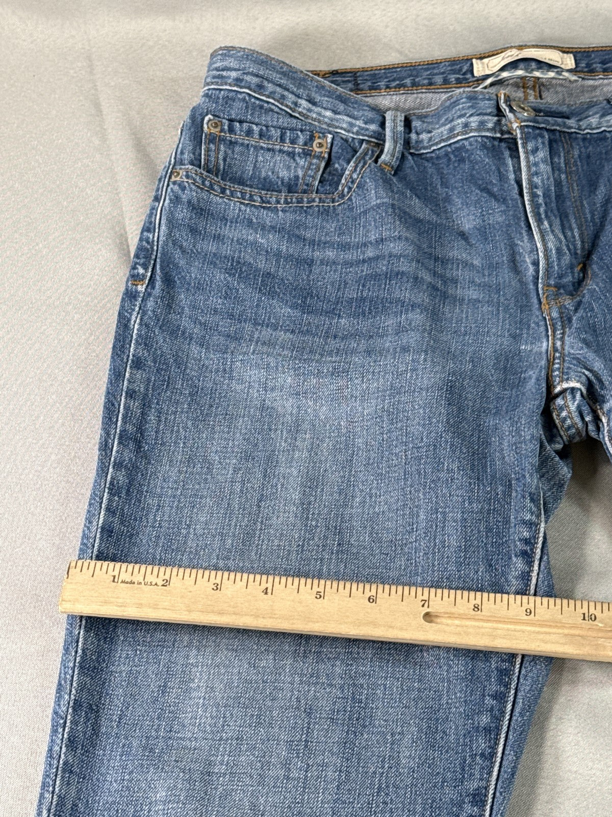 Levi's Classic Straight Leg Jeans 8M Blue Cotton Recycled High Rise Denim