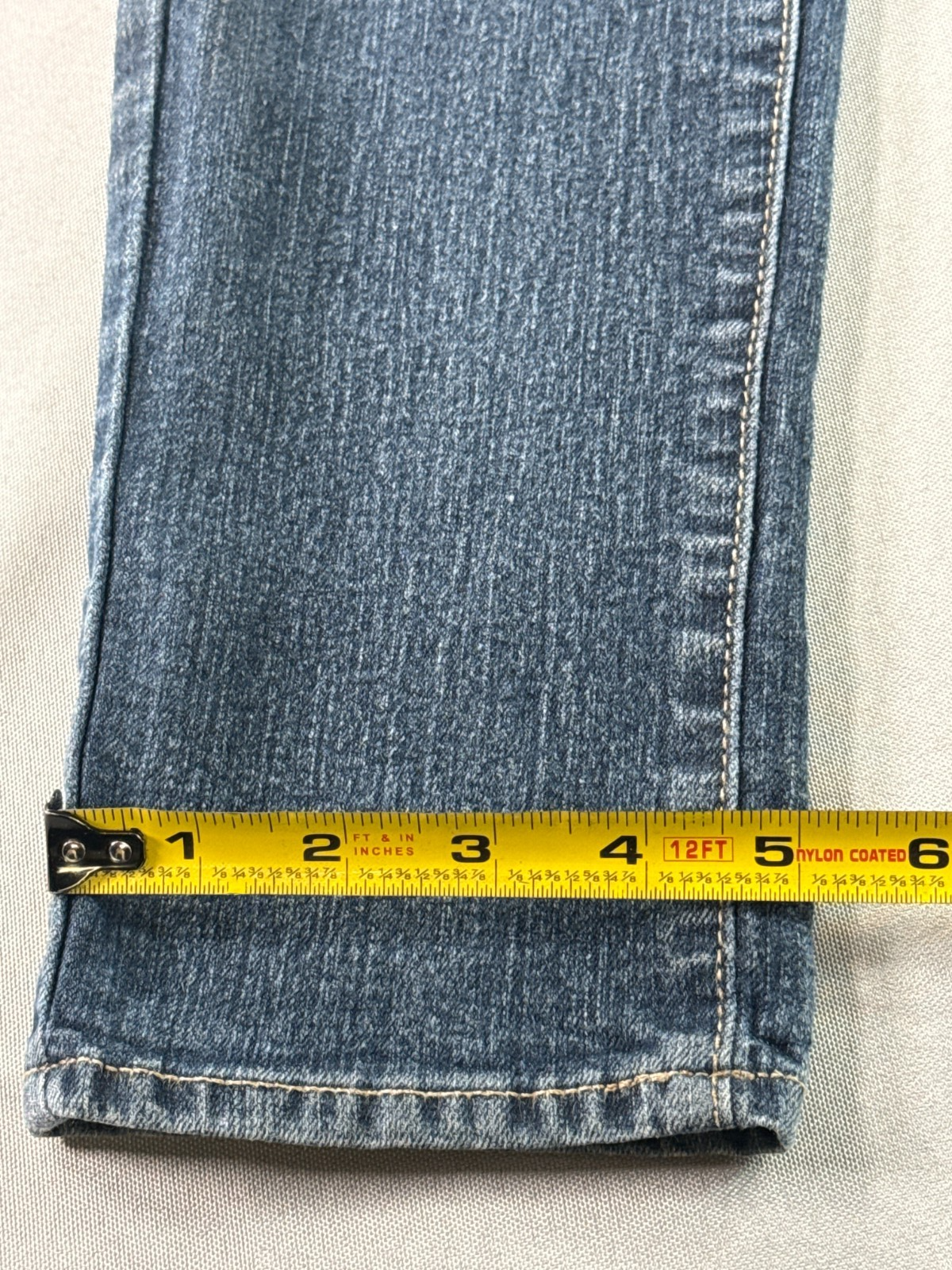Paige Peg Skinny Jeans Womens 26 Dark Wash Blue Stretch Low Rise Denim Tapered